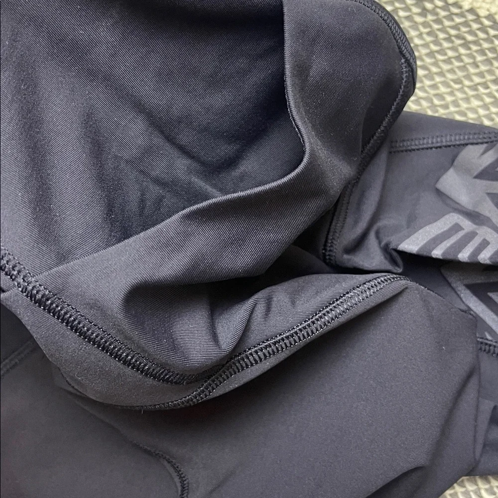 Lululemon Stash It Crop Legging Luxtreme Inkwell